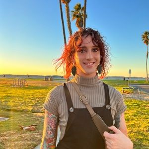 Meet your Posher, Nicholas